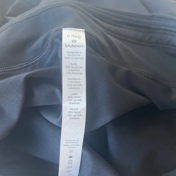 Lululemon Black Rival Skirt . 6 Reg - Picture 6 of 6